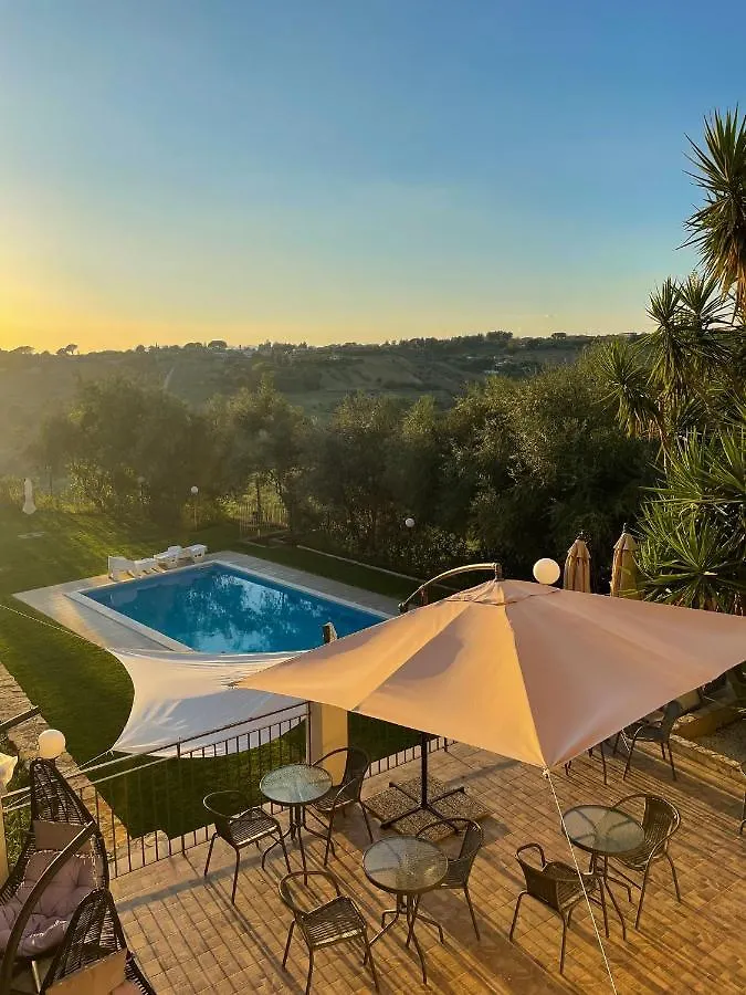 Villa Aurora Caltagirone Üdülőközpont